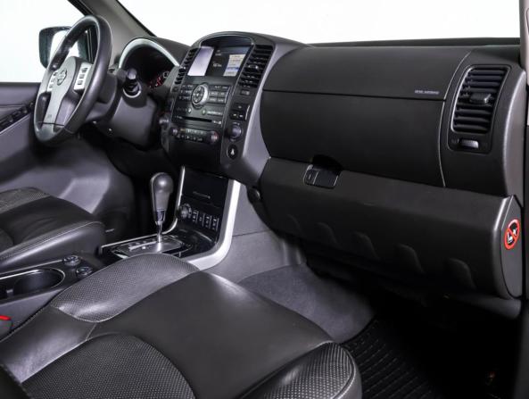 Nissan Pathfinder III Рестайлинг с пробегом 2011 года, цена 1 250 000 рублей, 400005 км, внедорожник, Автокод Объявления