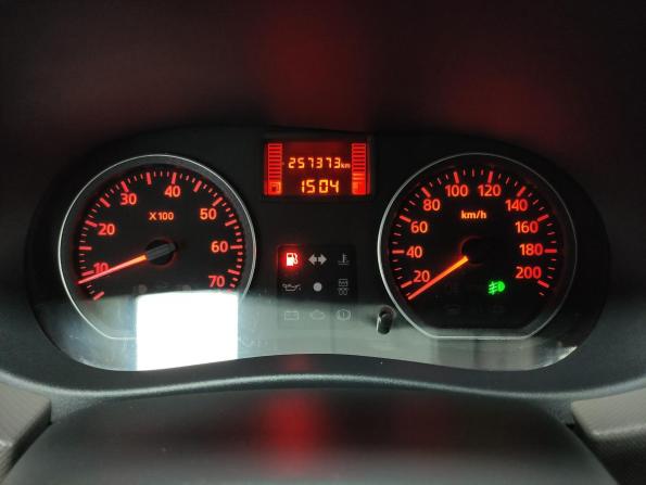 Renault Sandero I с пробегом 2013 года, цена 399 000 рублей, 257372 км, хэтчбек, Автокод Объявления