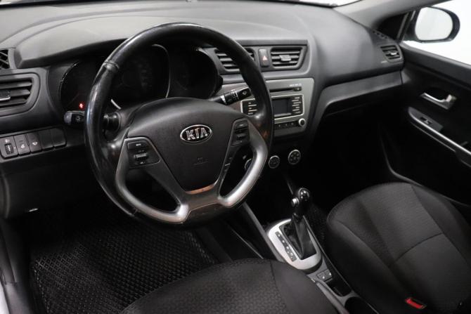 Kia Rio III Рестайлинг с пробегом 2017 года, цена 1 029 000 рублей, 105543 км, седан, Автокод Объявления