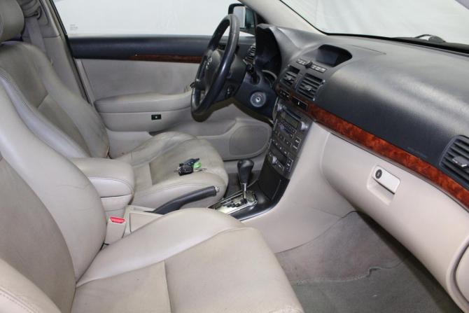 Toyota Avensis II с пробегом 2005 года, цена 719 000 рублей, 318000 км, седан, Автокод Объявления