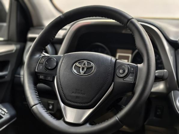 Toyota RAV4 IV (XA40) Рестайлинг с пробегом 2017 года, цена 2 165 000 рублей, 141089 км, внедорожник, Автокод Объявления