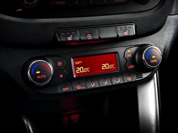 Kia Ceed II Рестайлинг с пробегом 2017 года, цена 1 535 000 рублей, 77710 км, хэтчбек, Автокод Объявления