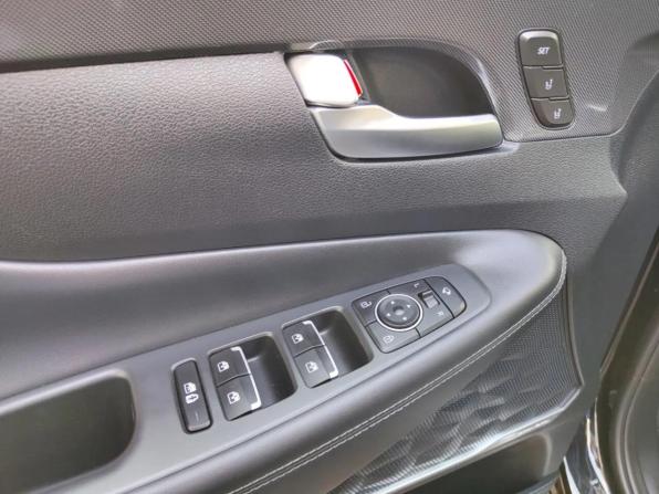 Hyundai Santa Fe IV Рестайлинг с пробегом 2022 года, цена 3 286 400 рублей, 164903 км, внедорожник, Автокод Объявления