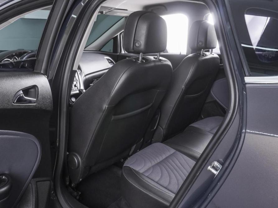 Opel Astra J Рестайлинг Ростов-на-Дону  - изображение 11