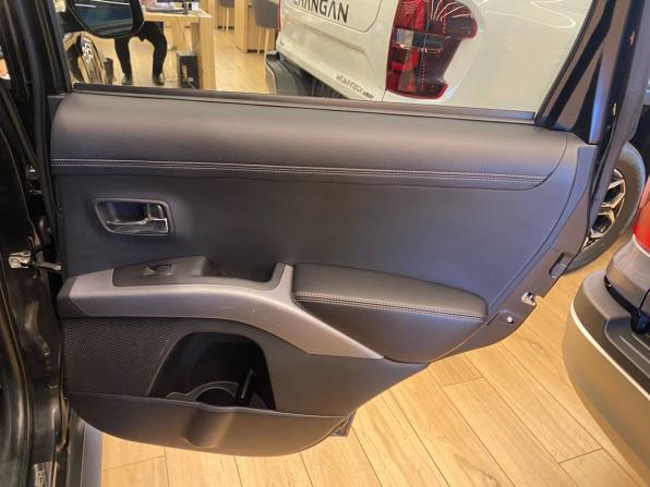 Mitsubishi Outlander II Рестайлинг с пробегом 2011 года, цена 908 000 рублей, 243690 км, внедорожник, Автокод Объявления