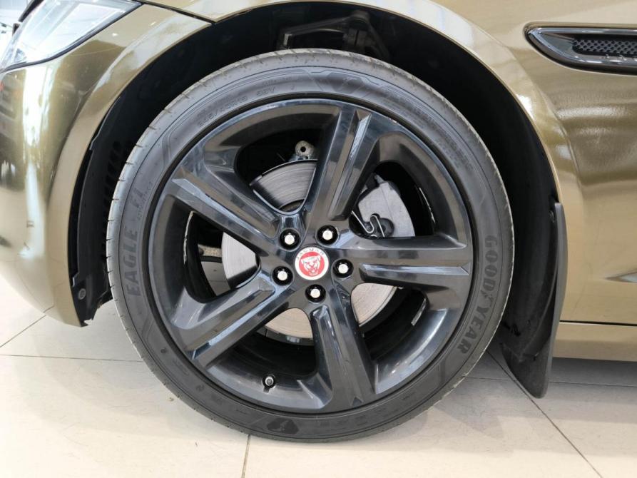 Jaguar XF II Казань  - изображение 22