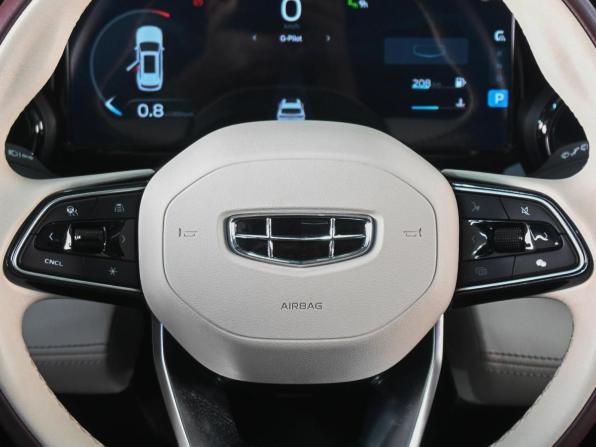 Geely Monjaro I с пробегом 2024 года, цена 3 379 000 рублей, 53054 км, внедорожник, Автокод Объявления