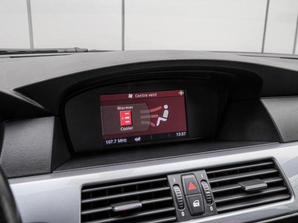 BMW 5 серии V (E60/E61) Рестайлинг с пробегом 2009 года, цена 949 000 рублей, 286419 км, седан, Автокод Объявления
