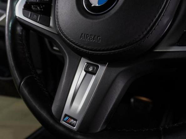 BMW 5 серии VII (G30/G31/G38) с пробегом 2019 года, цена 4 249 000 рублей, 68767 км, седан, Автокод Объявления