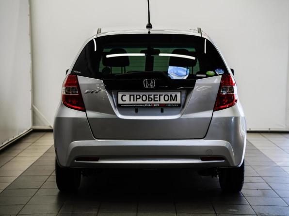 Honda Fit II с пробегом 2011 года, цена 849 000 рублей, 82223 км, хэтчбек, Автокод Объявления