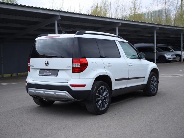 Skoda Yeti I Рестайлинг с пробегом 2017 года, цена 1 270 000 рублей, 182915 км, внедорожник, Автокод Объявления