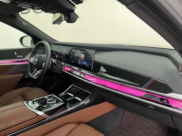 BMW 7 серии VII (G70) с пробегом 2024 года, цена 13 600 000 рублей, 13815 км, седан, Автокод Объявления