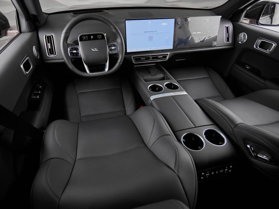 Li Auto (Lixiang) L9 I Рестайлинг Москва  - изображение 12