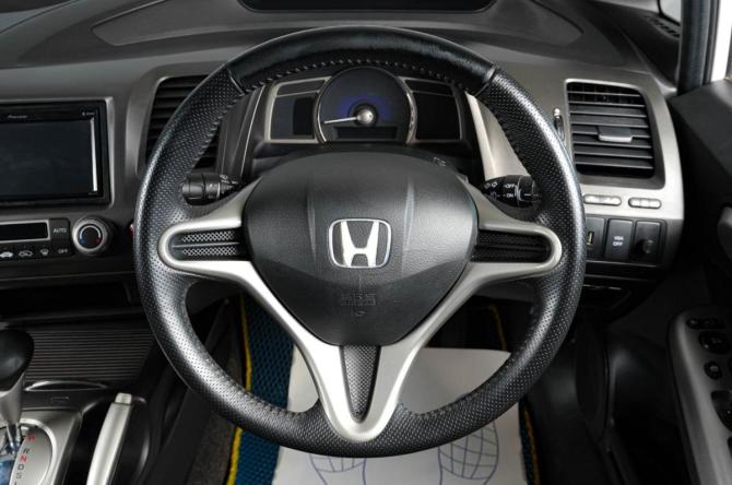 Honda Civic VIII Рестайлинг с пробегом 2010 года, цена 899 000 рублей, 246780 км, седан, Автокод Объявления