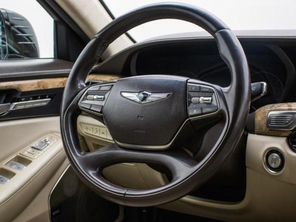Genesis G90 I с пробегом 2017 года, цена 1 850 000 рублей, 196140 км, седан, Автокод Объявления
