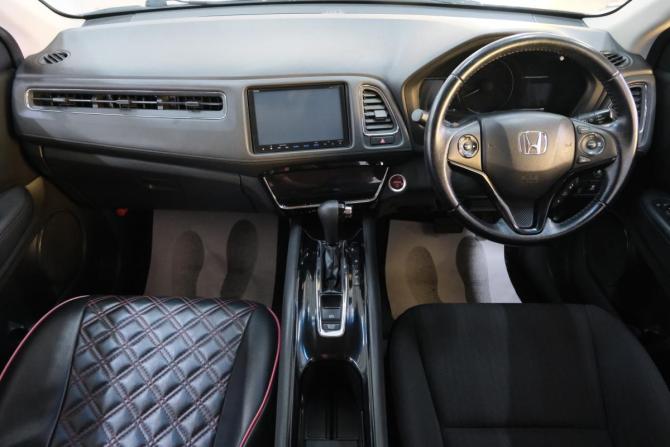 Honda Vezel I с пробегом 2016 года, цена 1 749 000 рублей, 120000 км, внедорожник, Автокод Объявления