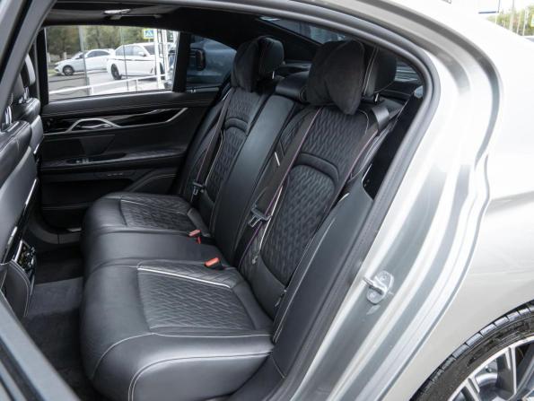 BMW 7 серии VI (G11/G12) Рестайлинг с пробегом 2019 года, цена 8 560 000 рублей, 88991 км, седан, Автокод Объявления