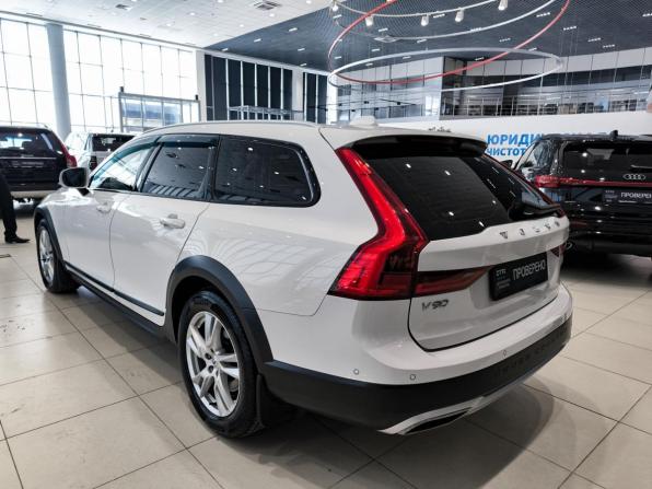 Volvo V90 Cross Country I с пробегом 2018 года, цена 3 150 000 рублей, 161500 км, универсал, Автокод Объявления