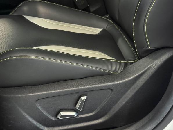 Geely Coolray I Рестайлинг с пробегом 2023 года, цена 2 035 000 рублей, 21477 км, внедорожник, Автокод Объявления