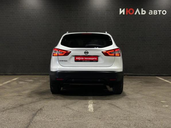 Nissan Qashqai II с пробегом 2015 года, цена 1 780 000 рублей, 90992 км, внедорожник, Автокод Объявления
