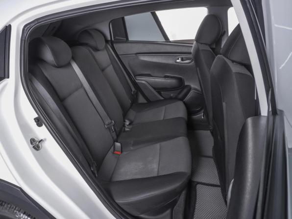 Kia Rio IV Рестайлинг с пробегом 2021 года, цена 1 775 000 рублей, 130851 км, хэтчбек, Автокод Объявления