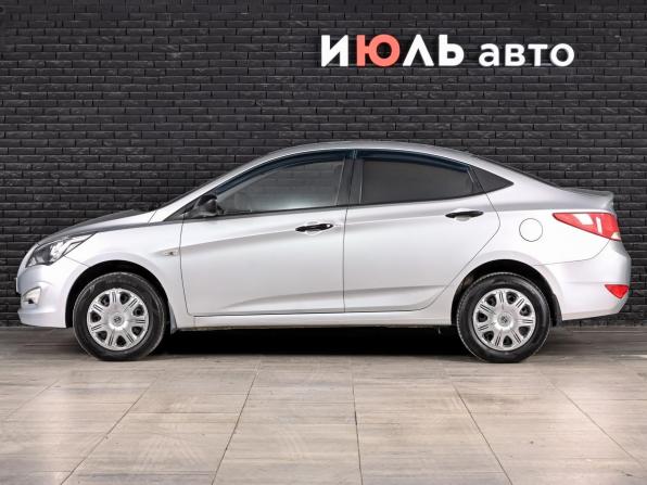 Hyundai Solaris I Рестайлинг с пробегом 2014 года, цена 750 000 рублей, 227332 км, седан, Автокод Объявления