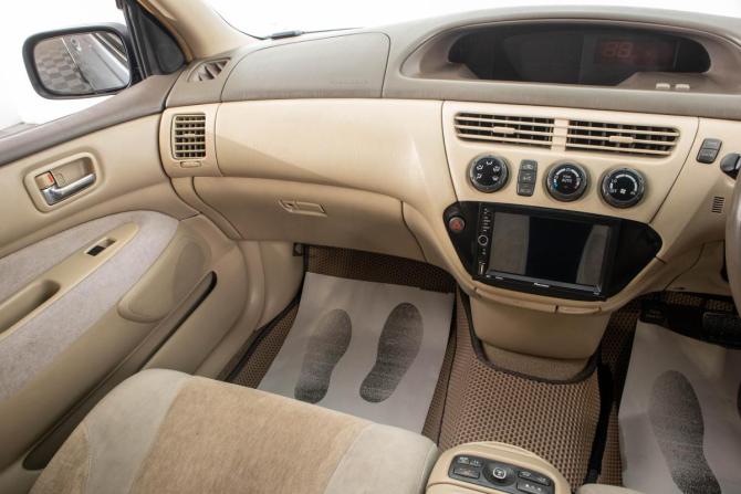 Toyota Vista V (V50) с пробегом 2002 года, цена 629 000 рублей, 300000 км, универсал, Автокод Объявления