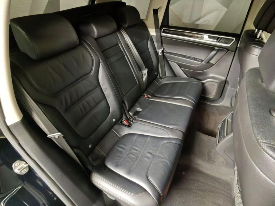 Volkswagen Touareg II Рестайлинг Москва  - изображение 17