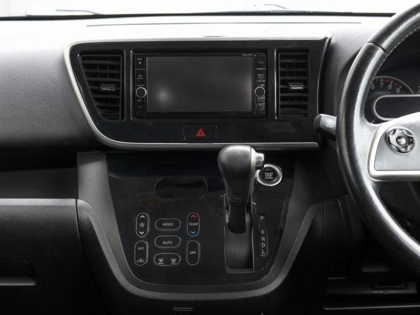 Nissan Dayz Roox I Рестайлинг с пробегом 2018 года, цена 829 000 рублей, 161925 км, хэтчбек, Автокод Объявления