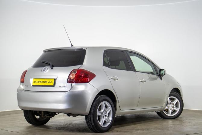 Toyota Auris I с пробегом 2007 года, цена 599 000 рублей, 292240 км, хэтчбек, Автокод Объявления