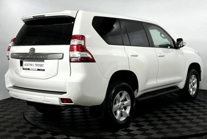 Toyota Land Cruiser Prado 150 Series Рестайлинг 1 с пробегом 2016 года, цена 3 600 000 рублей, 178869 км, внедорожник, Автокод Объявления