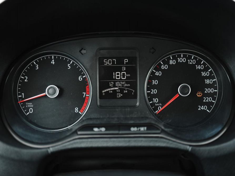 Volkswagen Polo V Рестайлинг Ижевск  - изображение 17