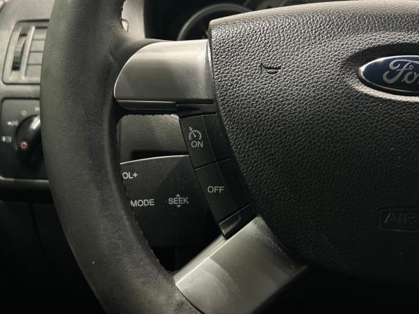 Ford Kuga I с пробегом 2011 года, цена 899 000 рублей, 225937 км, внедорожник, Автокод Объявления