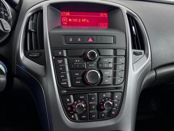 Opel Astra J Рестайлинг с пробегом 2013 года, цена 899 000 рублей, 179334 км, универсал, Автокод Объявления