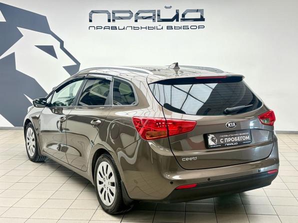 Kia Ceed II Рестайлинг с пробегом 2017 года, цена 1 339 000 рублей, 132689 км, универсал, Автокод Объявления