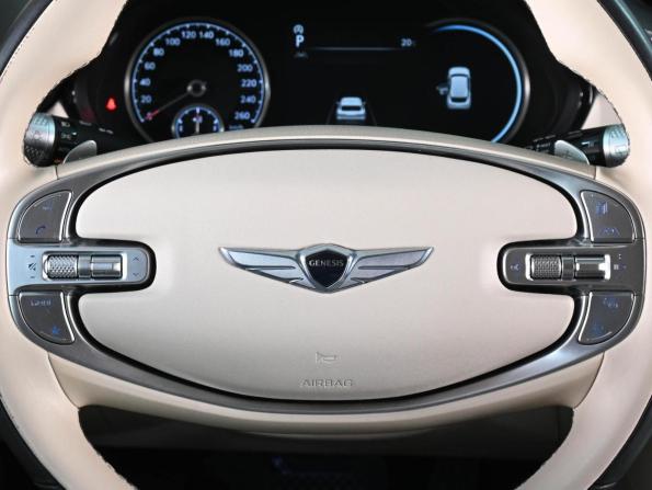 Genesis GV70 I с пробегом 2021 года, цена 5 300 000 рублей, 80425 км, внедорожник, Автокод Объявления