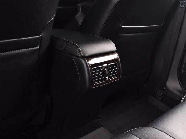 Toyota Camry VII (XV50) Рестайлинг 2 с пробегом 2017 года, цена 2 149 999 рублей, 186460 км, седан, Автокод Объявления
