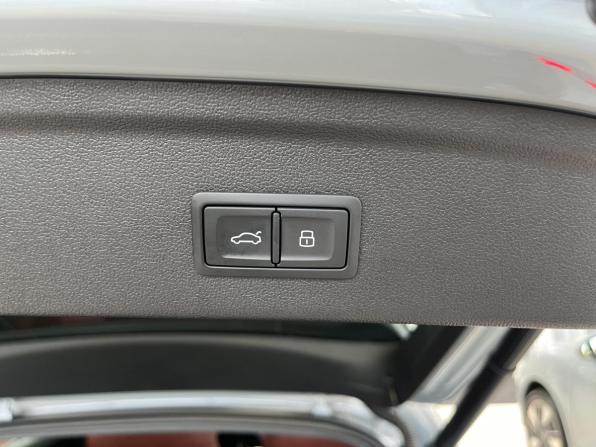 Новый Audi A3 IV (8Y) Рестайлинг 2026 года, цена 4 150 000 рублей, хэтчбек, Автокод Объявления