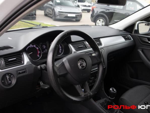 Skoda Rapid I Рестайлинг с пробегом 2019 года, цена 798 000 рублей, 227975 км, лифтбек, Автокод Объявления