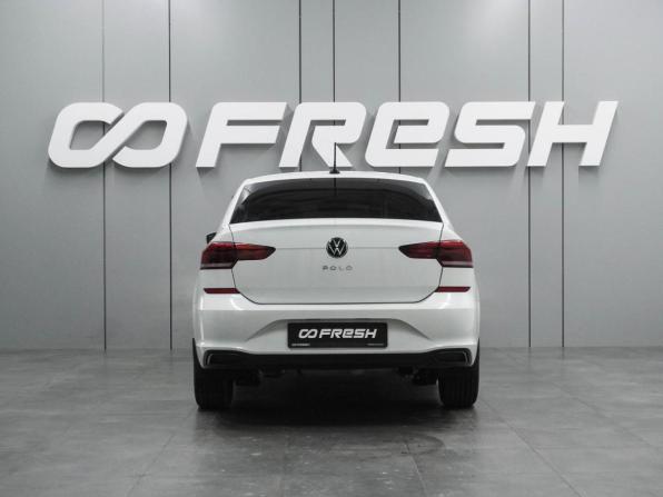 Volkswagen Polo VI с пробегом 2021 года, цена 1 599 000 рублей, 53706 км, лифтбек, Автокод Объявления