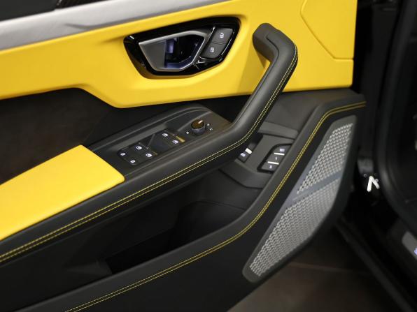 Lamborghini Urus I с пробегом 2022 года, цена 25 499 000 рублей, 26563 км, внедорожник, Автокод Объявления