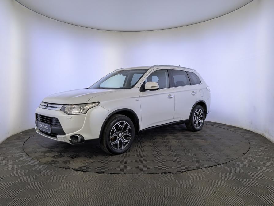 Mitsubishi Outlander III Рестайлинг Москва  - изображение 1