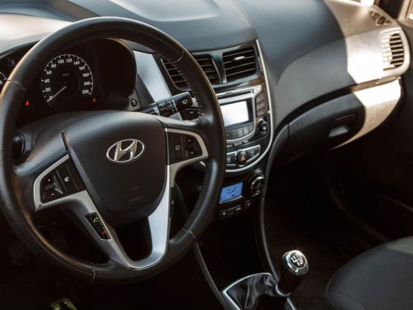 Hyundai Solaris I с пробегом 2010 года, цена 699 000 рублей, 205681 км, седан, Автокод Объявления