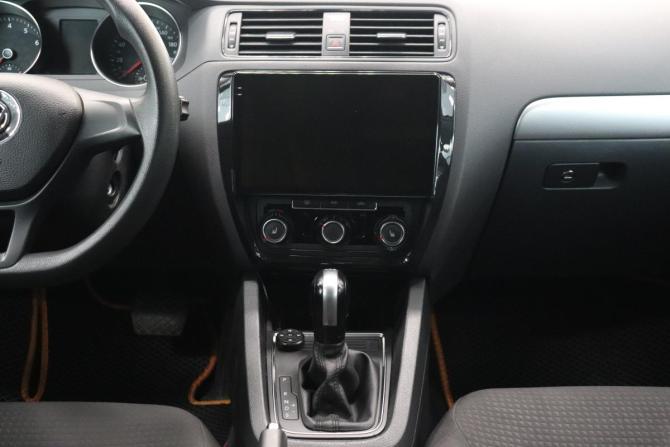 Volkswagen Jetta VI Рестайлинг с пробегом 2015 года, цена 1 168 000 рублей, 151280 км, седан, Автокод Объявления