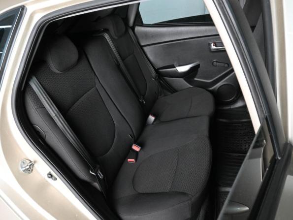 Kia Rio III с пробегом 2013 года, цена 919 000 рублей, 184518 км, седан, Автокод Объявления