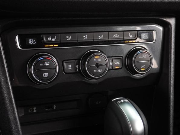 Volkswagen Tiguan II с пробегом 2017 года, цена 1 664 000 рублей, 311130 км, внедорожник, Автокод Объявления