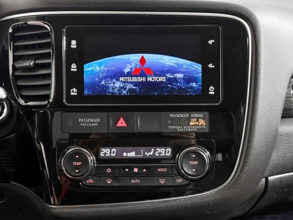 Mitsubishi Outlander III Рестайлинг 3 с пробегом 2018 года, цена 1 990 000 рублей, 133398 км, внедорожник, Автокод Объявления