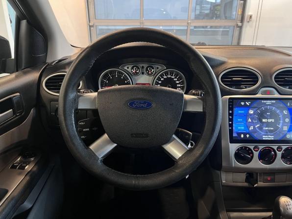 Ford Focus II Рестайлинг с пробегом 2011 года, цена 595 000 рублей, 134343 км, седан, Автокод Объявления