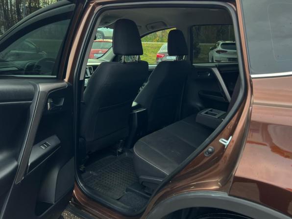 Toyota RAV4 IV (XA40) Рестайлинг с пробегом 2017 года, цена 2 299 000 рублей, 182411 км, внедорожник, Автокод Объявления