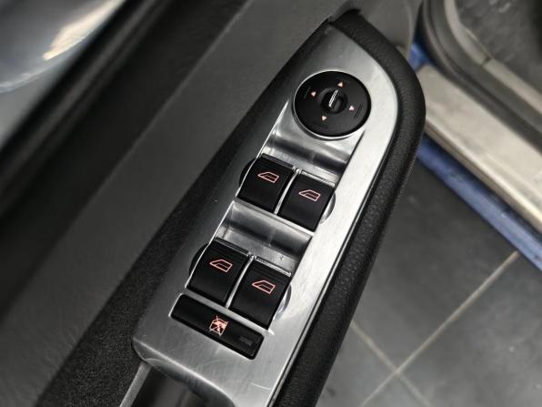 Ford Focus II Рестайлинг с пробегом 2008 года, цена 399 000 рублей, 230260 км, хэтчбек, Автокод Объявления